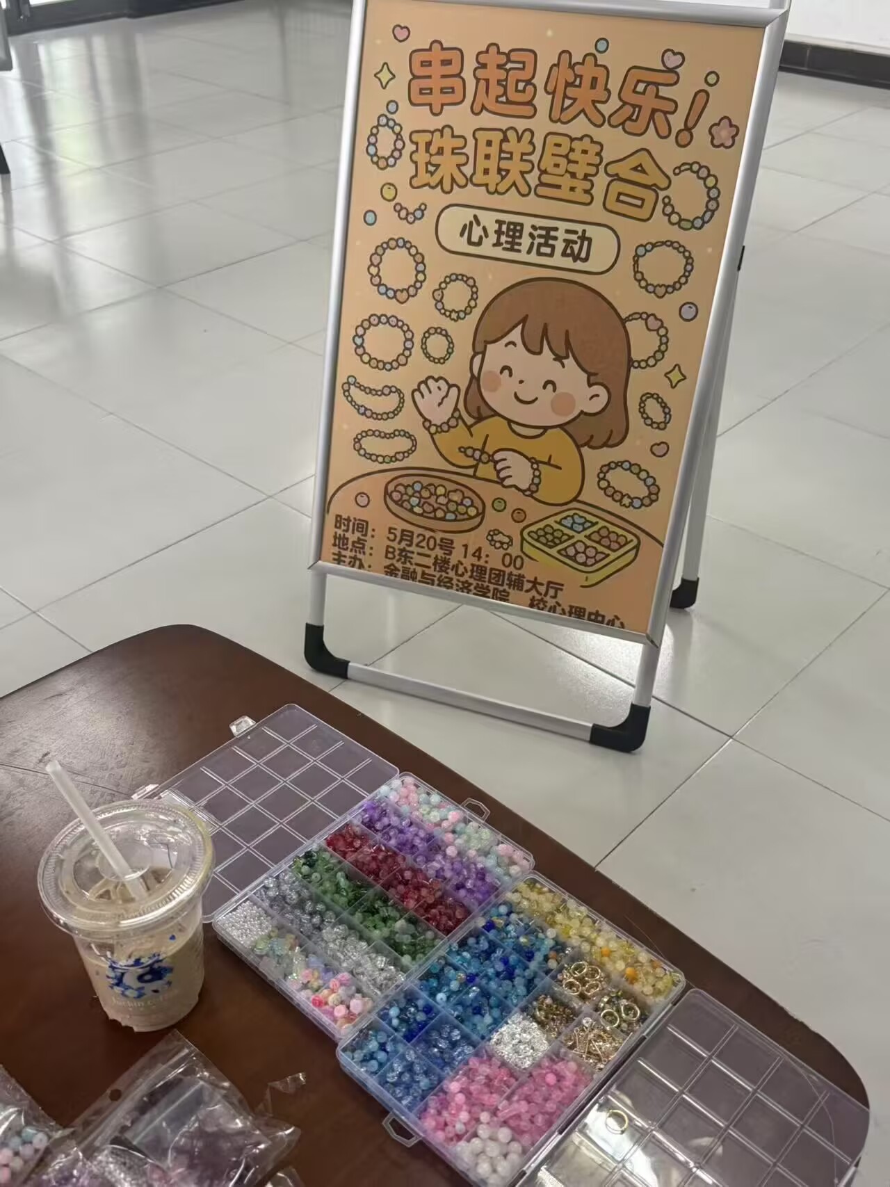 옷ϱ