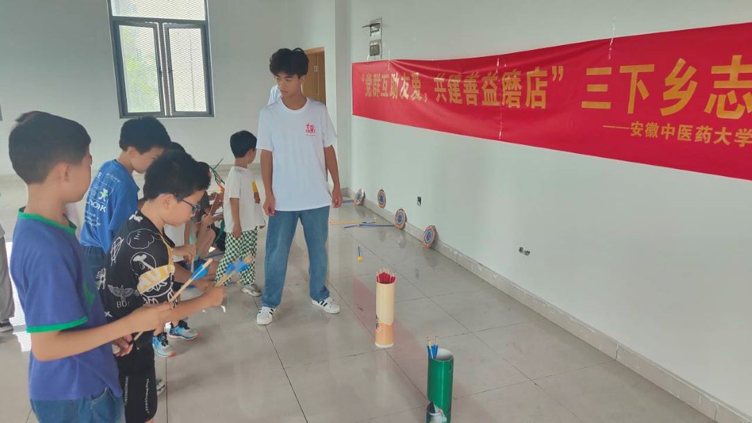 圖為“”追溯古典“”運動會投壺比賽場地。