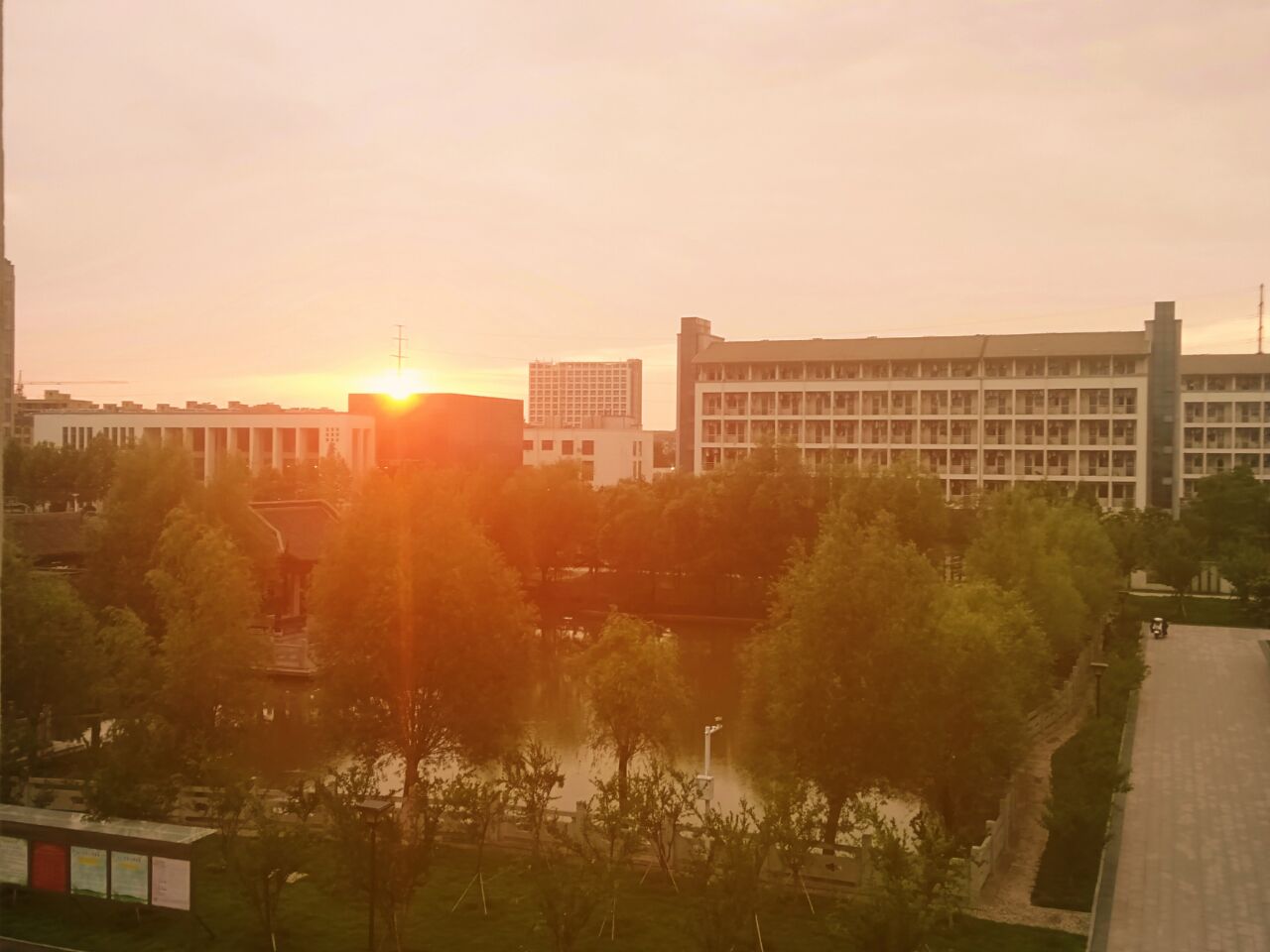 еĳL
