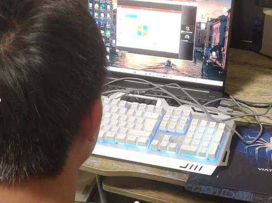 ֮µ؟