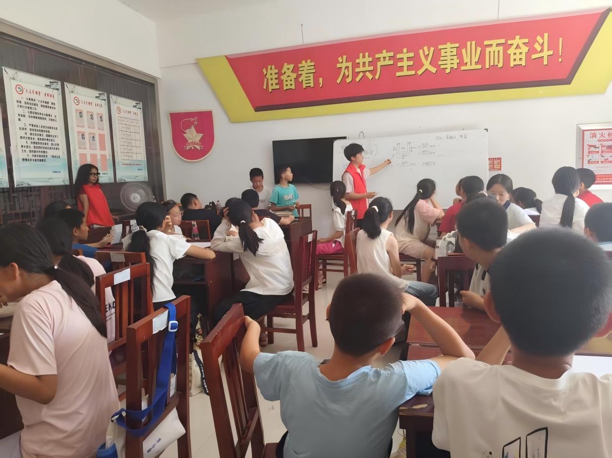 圖為小朋友積極分享自己的想法 吳紅梅 供圖